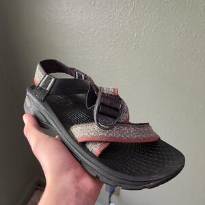 Chaco Gecko Toe Ring Slingback Sandals Gray Red Strap Casual Summer Beach Men 7